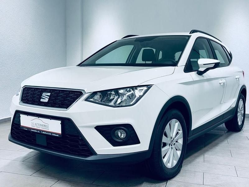 Weiß Gebraucht 2021 Seat Arona Style SUV | 12.380 € (Guter Preis) - Bild 1/4