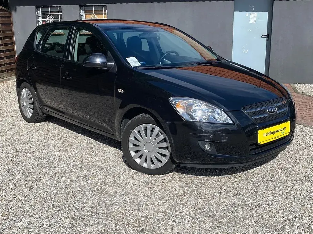 Gebraucht Kia Ceed EX 122 PS (89 kW) 2007 Schwarz Kleinwagen
