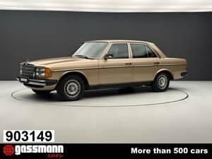 Gebraucht Mercedes 200 94 PS (69 kW) 1982 Gold Limousine