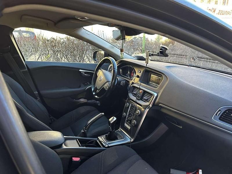 Gebraucht 2014 Volvo V40 You! Kombi | 8.650 € (Fairer Preis) - Bild 1/4