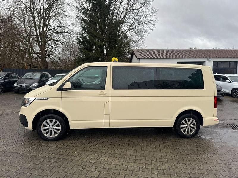 Gebraucht VW Caravelle 150 PS (110 kW) 2022 Gelb Van / Kleinbus
