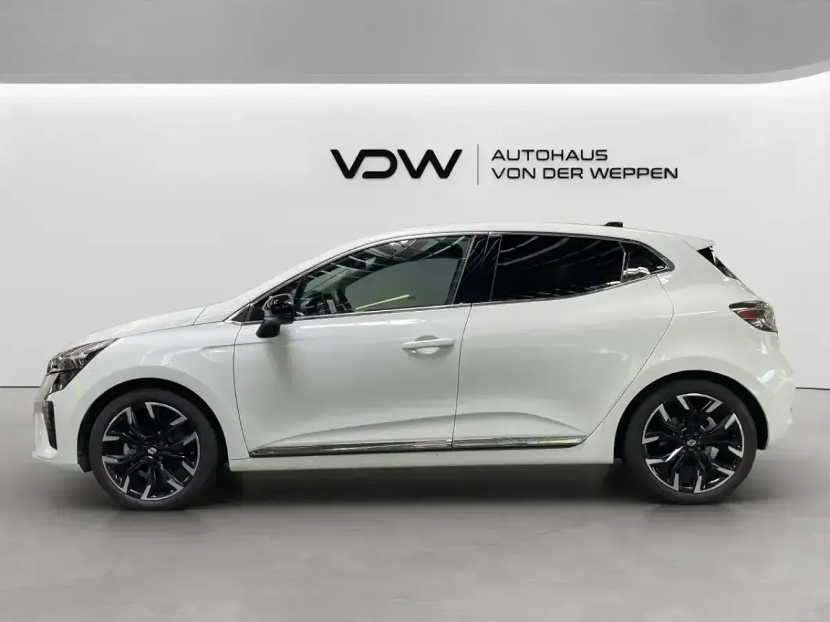 Gebraucht Renault Clio V Techno 94 PS (69 kW) 2025 Weiß Limousine