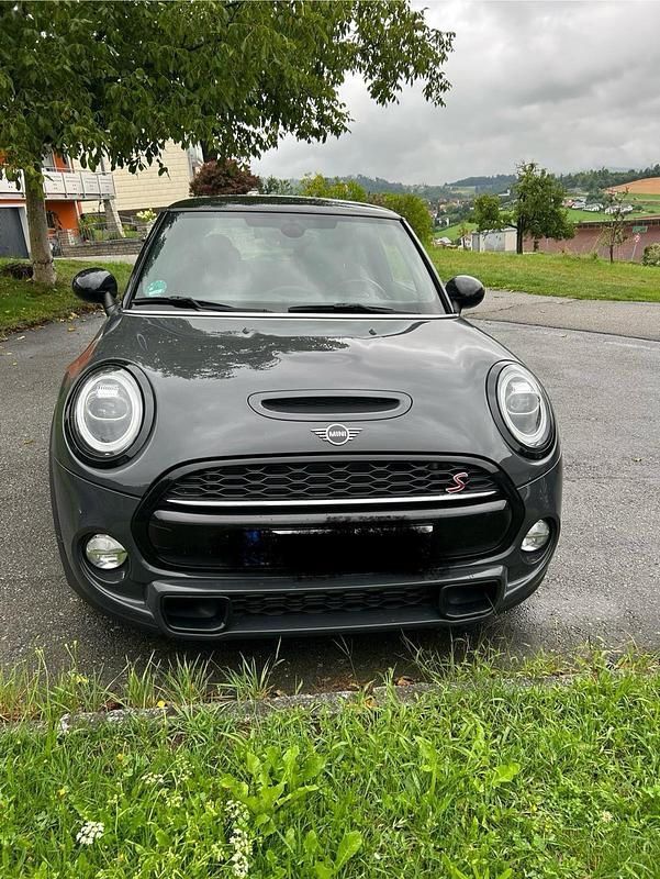 Grau Gebraucht 2019 Mini John Cooper Works Chili Kleinwagen | 19.800 € (Superpreis) - Bild 1/4