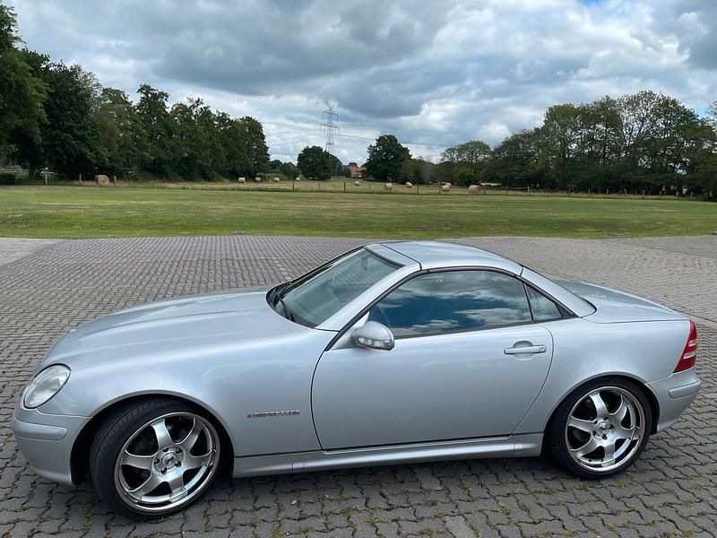 Silber Gebraucht 2000 Mercedes SLK230 Cabrio | 7.599 € (Fairer Preis) - Bild 1/4