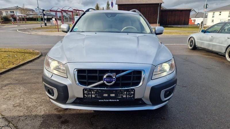 Gebraucht Volvo XC70 Summum 163 PS (119 kW) 2012 Silber SUV