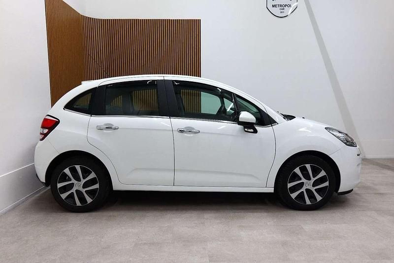 Gebraucht Citroën C3 SELECTION 82 PS (60 kW) 2016 Weiß Kleinwagen