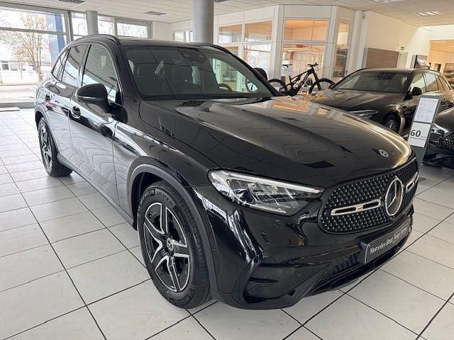 Gebraucht Mercedes GLC450 AMG line 367 PS (269 kW) 2024 Schwarz SUV