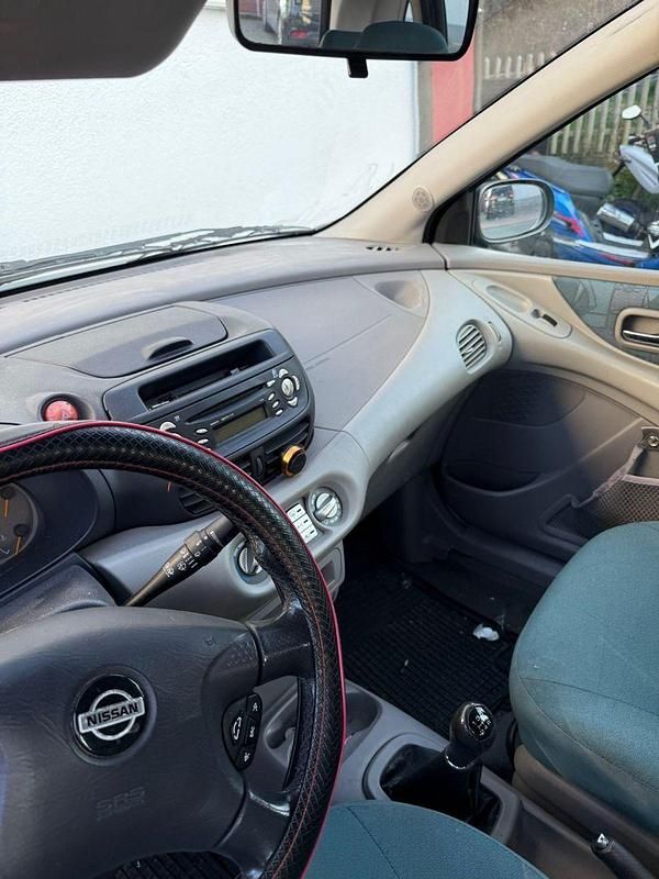 Gebraucht Nissan Almera Tino 118 PS (86 kW) 2002 Blau Van / Kleinbus