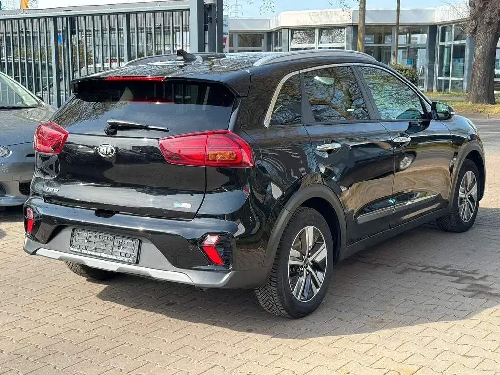 Gebraucht Kia Niro 141 PS (103 kW) 2021 Schwarz SUV