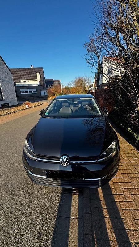 Schwarz Gebraucht 2019 VW Golf VII Join Kleinwagen | 14.500 € (Guter Preis) - Bild 1/4