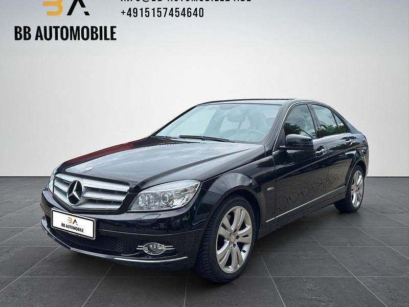Schwarz Gebraucht 2009 Mercedes C350 Limousine | 9.999 € (Fairer Preis) - Bild 1/4