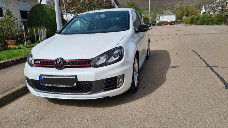 Weiß Gebraucht 2010 VW Golf VI GTI Limousine | 8.000 € (Guter Preis) - Bild 1/4