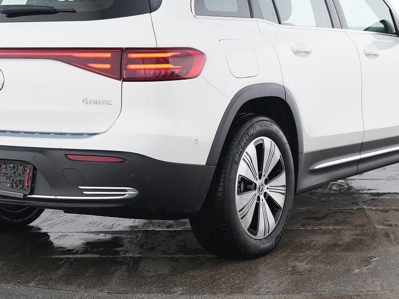 Gebraucht Mercedes EQB300 Progressive 167 kW (228 PS) 2024 Weiß SUV