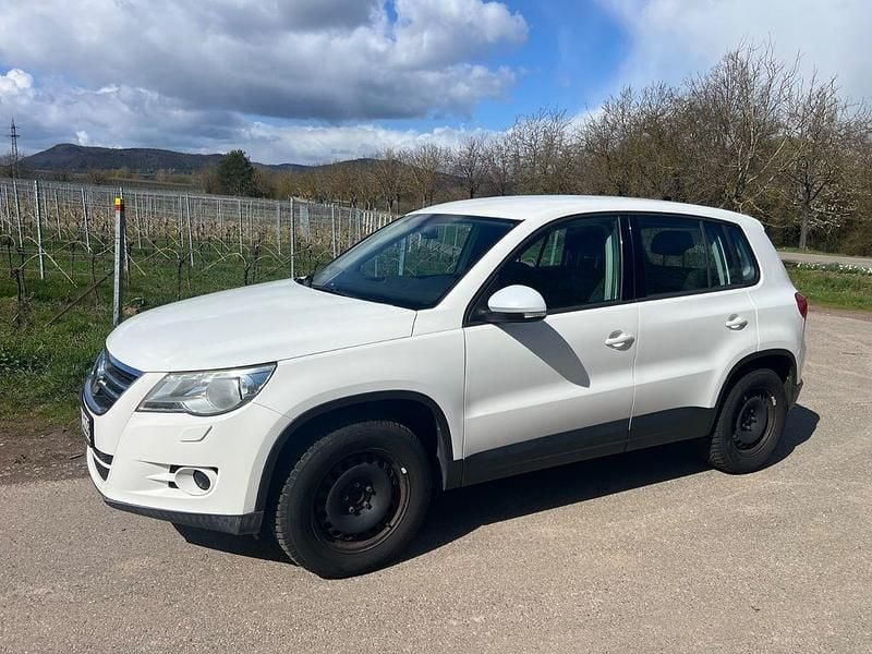 Gebraucht VW Tiguan 140 PS (102 kW) 2009 Weiß SUV