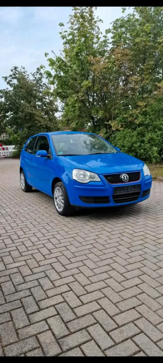 Gebraucht VW Polo 60 PS (44 kW) 2005 Blau Kleinwagen