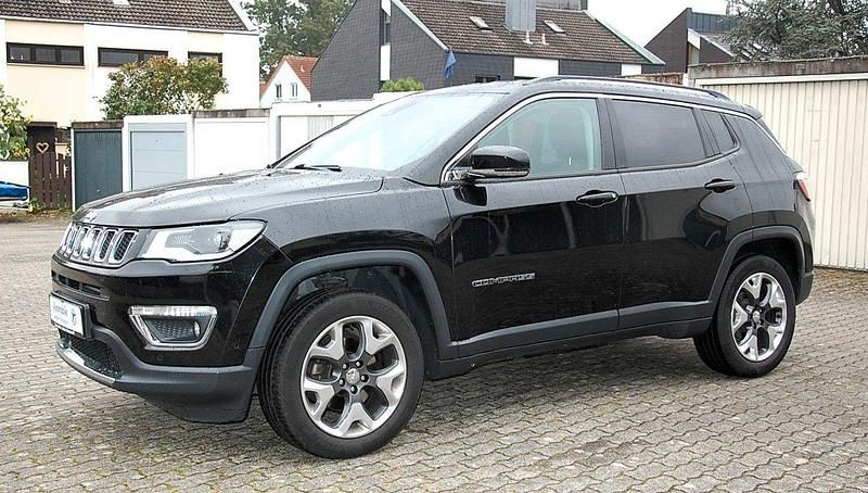 Schwarz Gebraucht 2018 Jeep Compass Limited SUV | 10.480 € (Superpreis) - Bild 1/4