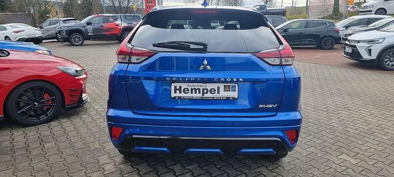 Gebraucht Mitsubishi Eclipse Cross Plus 188 PS (138 kW) 2022 Laserblau SUV