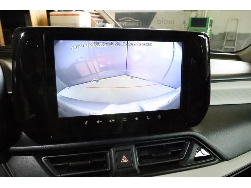 Gebraucht Suzuki Swift GL 83 PS (61 kW) 2025 Silber Limousine