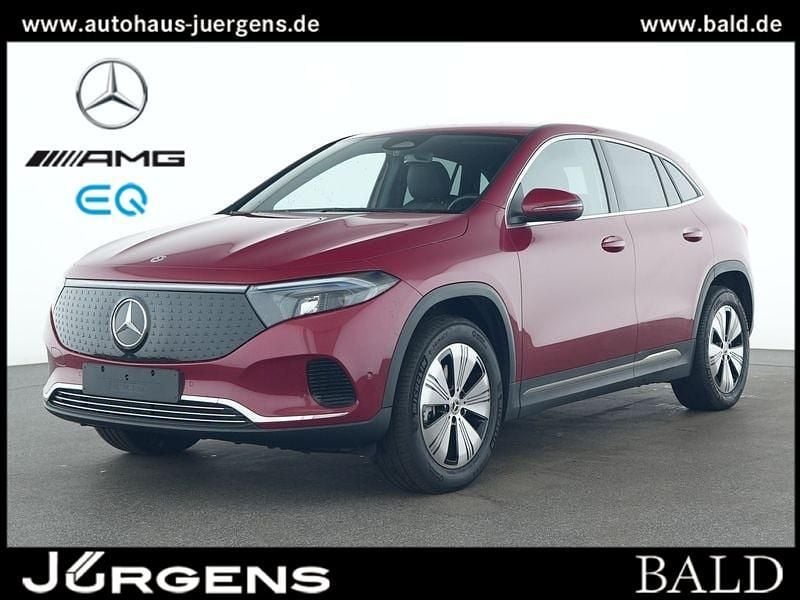 Rot manufaktur lack manufaktur patagonienrot metallic Gebraucht 2024 Mercedes EQA350 Progressive SUV | 35.880 € (Fairer Preis) - Bild 1/4