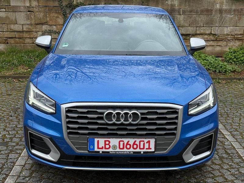 Gebraucht Audi Q2 Sport 116 PS (85 kW) 2018 Blau SUV