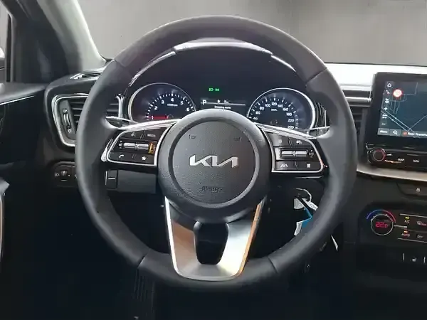 Nouvelle Kia Ceed 150 ch (110 kW) 2026 Blanc Citadine