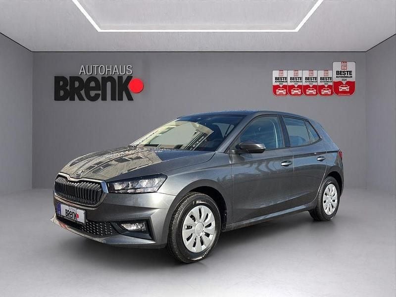 Neu Skoda Fabia Selection 80 PS (58 kW) 2025 Graphitegrau metallic Limousine