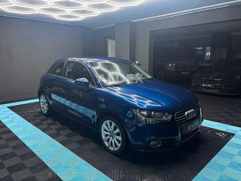 Gebraucht Audi A1 Attraction 90 PS (66 kW) 2015 Blau Kleinwagen