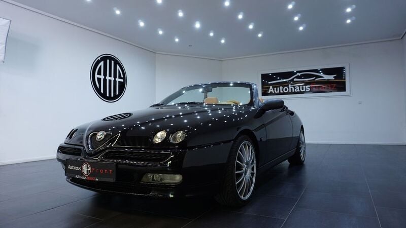 Gebraucht Alfa Romeo Spider 155 PS (114 kW) 2000 Schwarz Cabrio