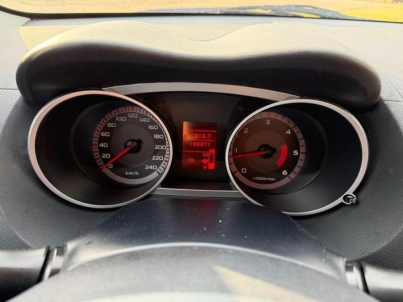 Gebraucht Mitsubishi Outlander 156 PS (114 kW) 2010 Braun SUV