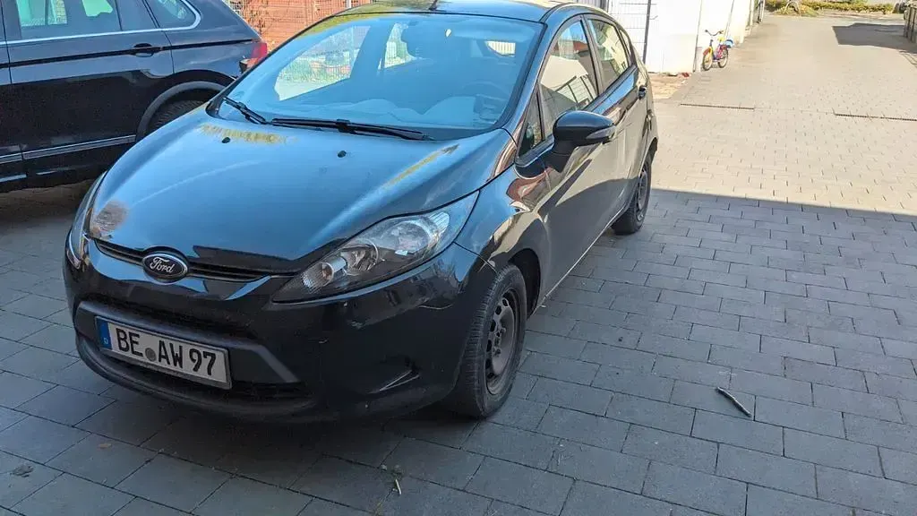 Gebraucht Ford Fiesta Trend 82 PS (60 kW) 2010 Schwarz Limousine