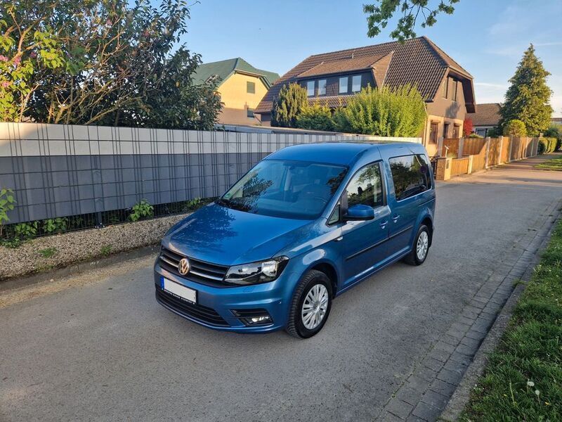 Blau Gebraucht 2016 VW Caddy Van / Kleinbus | 10.200 € (Guter Preis) - Bild 1/4