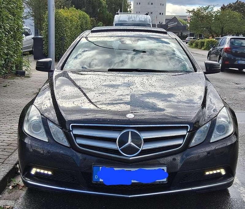 Schwarz Gebraucht 2010 Mercedes 350 | 7.999 € (Superpreis) - Bild 1/4