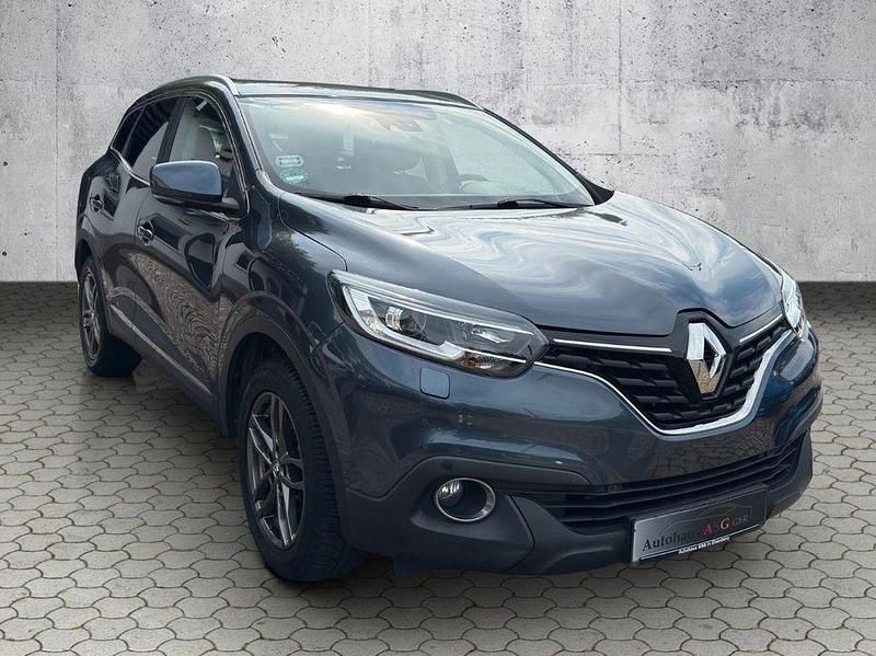 Grau Gebraucht 2017 Renault Kadjar Collection SUV | 13.990 € (Fairer Preis) - Bild 1/4