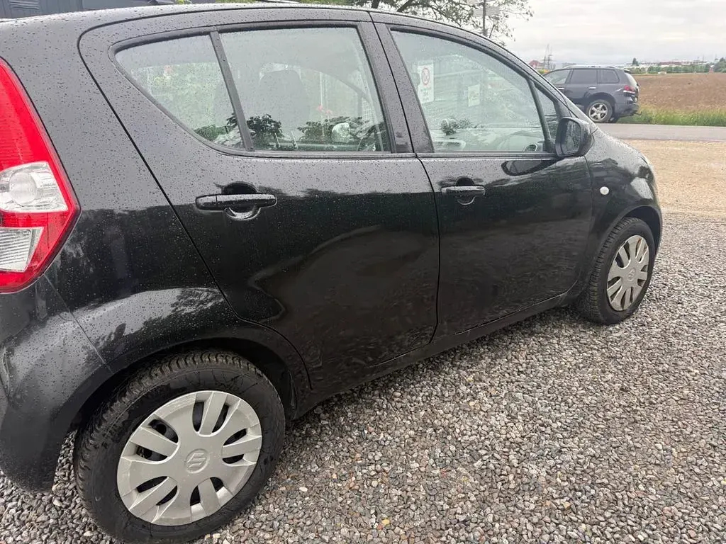 Gebraucht Suzuki Splash Basic 65 PS (47 kW) 2009 Kleinwagen