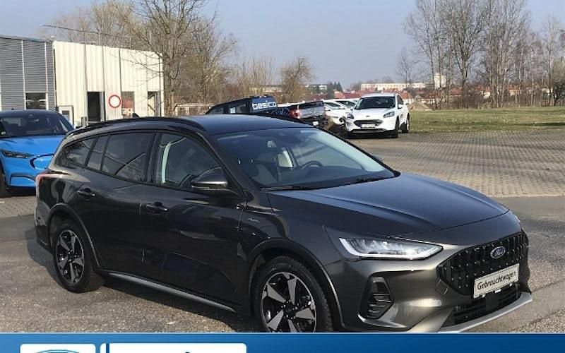 Grau Gebraucht 2022 Ford Focus Active X Kombi | 23.980 € (Etwas zu teuer) - Bild 1/4