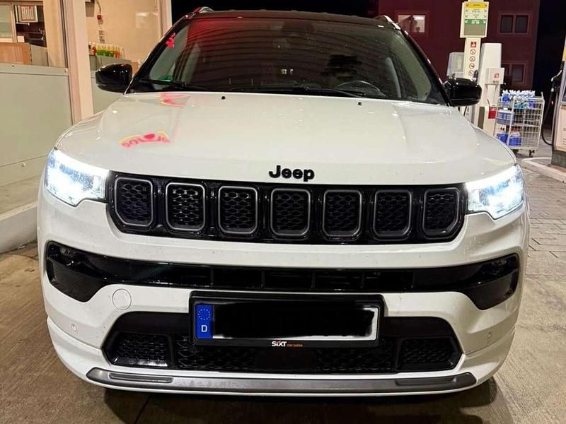 Gebraucht Jeep Compass 131 PS (96 kW) 2022 Weiß SUV