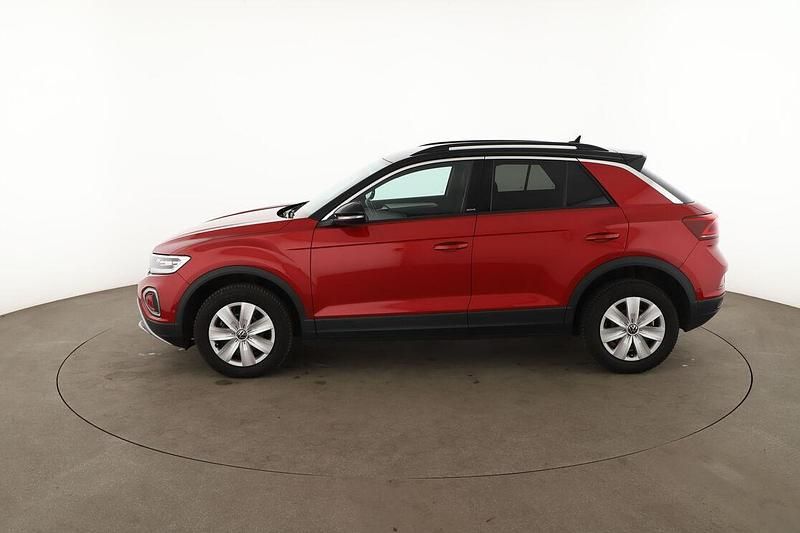 Gebraucht VW T-Roc Move 150 PS (110 kW) 2023 Rot SUV