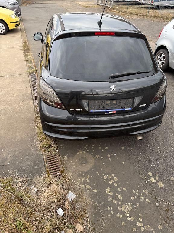 Gebraucht Peugeot 207 Sportium 156 PS (114 kW) 2010 Schwarz Kleinwagen