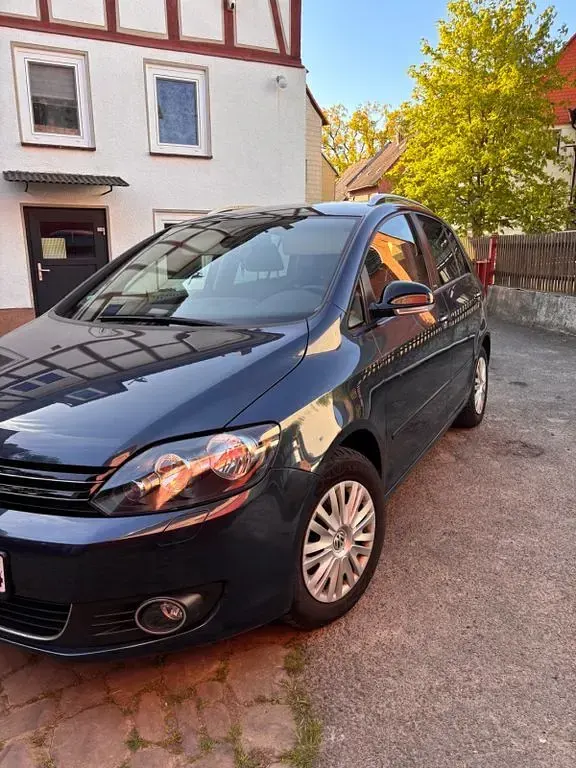 Używany VW Golf Plus Cross Style 105 KM (77 kW) 2012 Niebieski Minivan