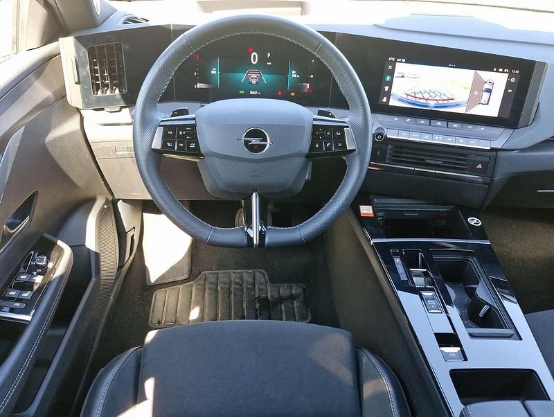 Gebraucht Opel Astra 131 PS (96 kW) 2025 Grau metallic Kleinwagen