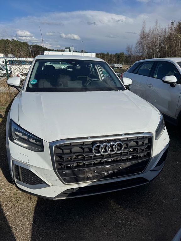 Gebraucht Audi Q2 Advanced 150 PS (110 kW) 2023 Gletscherweiss SUV