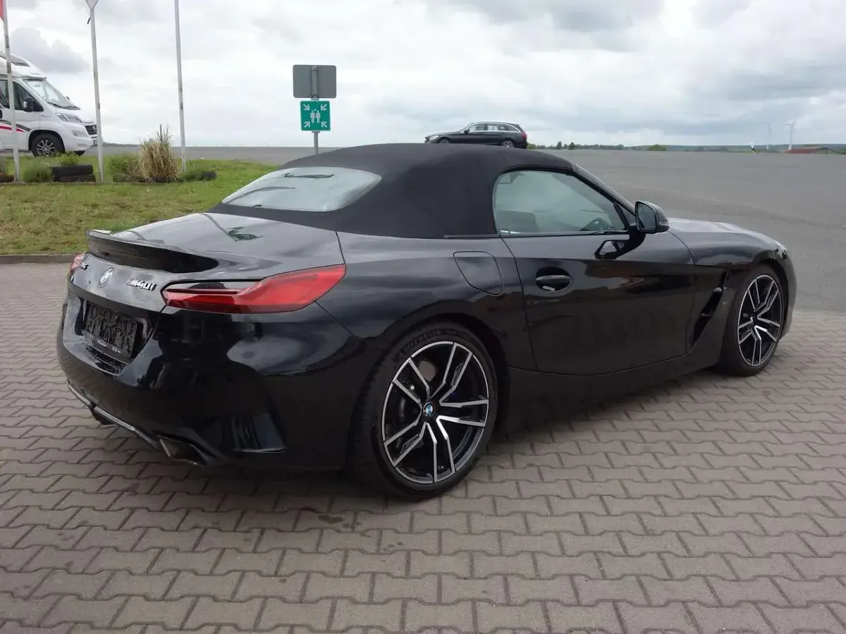 Gebraucht BMW Z4 M Sport 340 PS (250 kW) 2019 Black sapphire metallic Cabrio