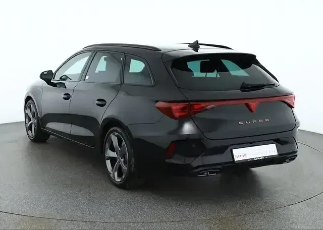 Ny Cupra Leon 204 HK (150 kW) 2026 Svart Sedan