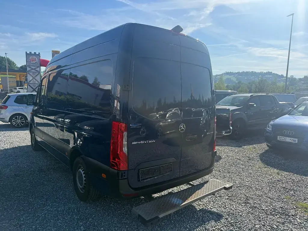 Gebraucht Mercedes Sprinter 143 PS (105 kW) 2018 Blau Van