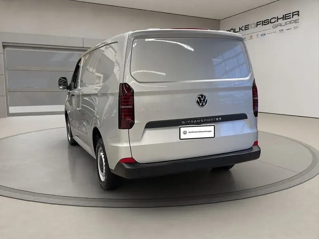 Nowe VW Transporter 100 kW (136 KM) 2026 Szary Van