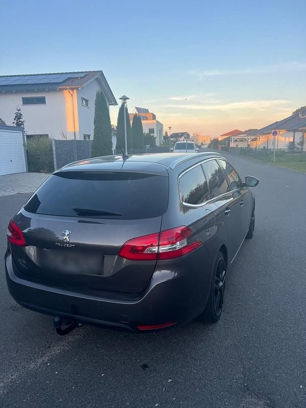 Gebraucht Peugeot 308 131 PS (96 kW) 2014 Grau Kombi