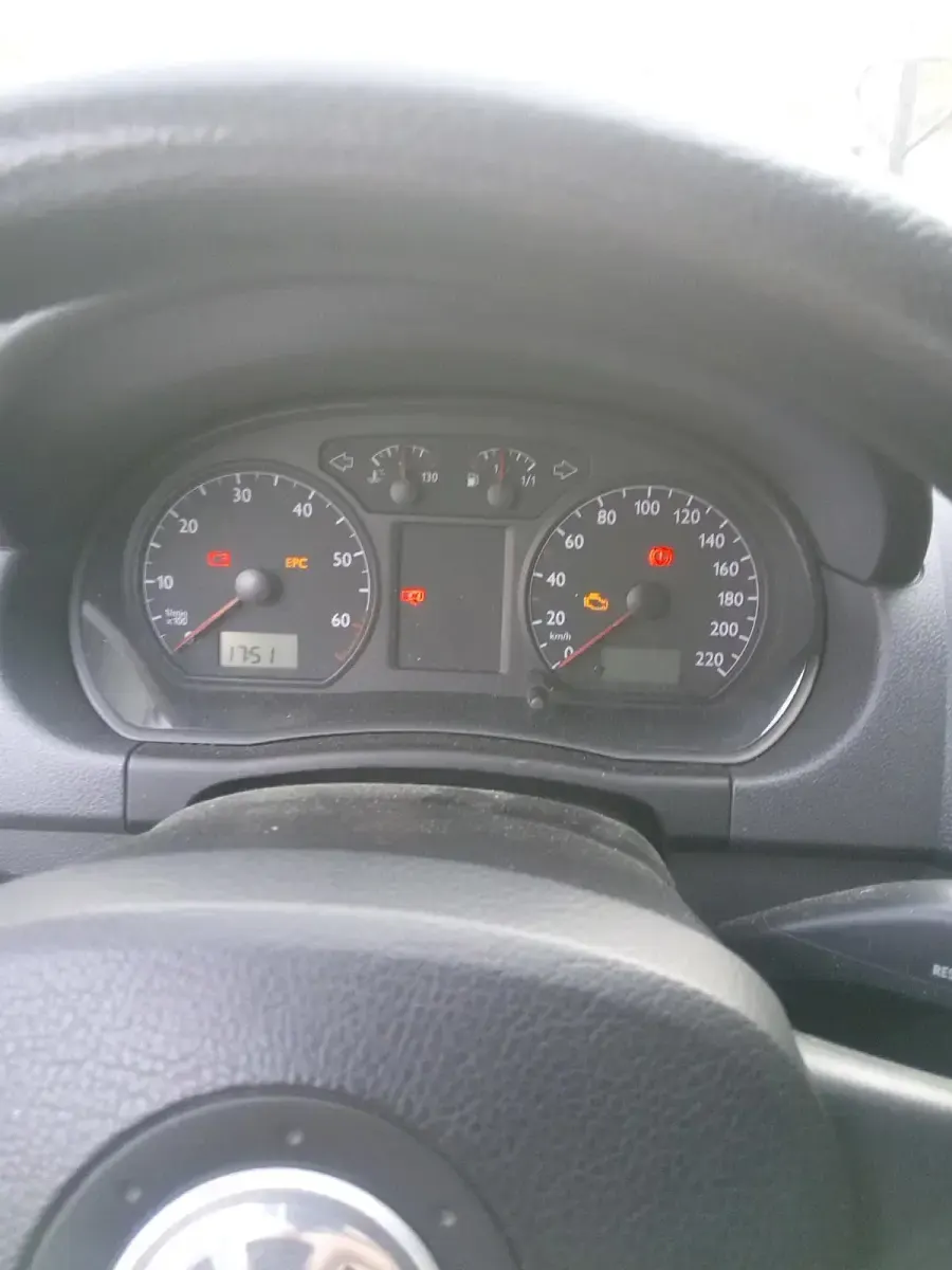 Usata VW Polo 80 CV (58 kW) 2004 Nero Utilitaria