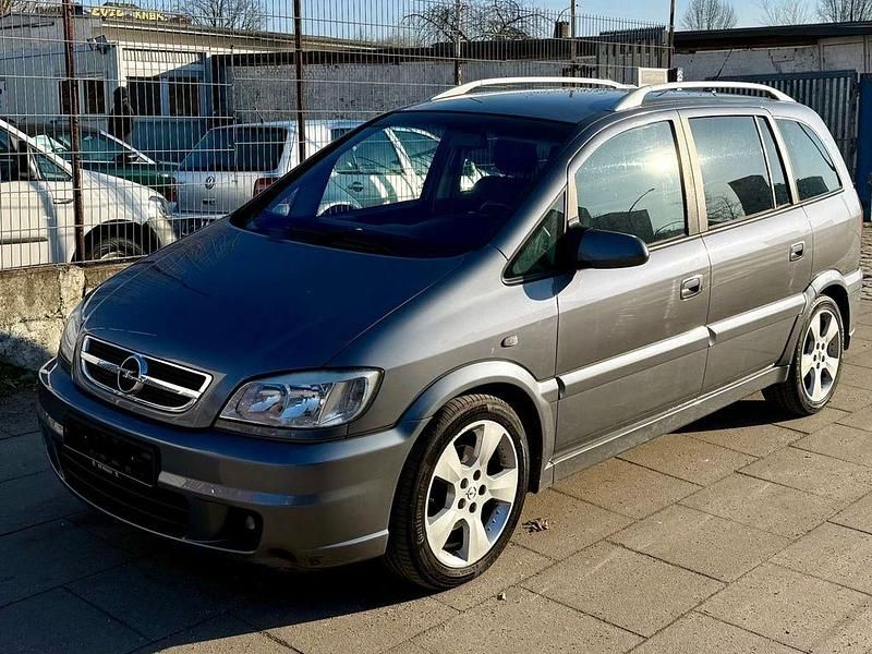 Grau Gebraucht 2005 Opel Zafira Van / Kleinbus | 3.650 € (Fairer Preis) - Bild 1/4