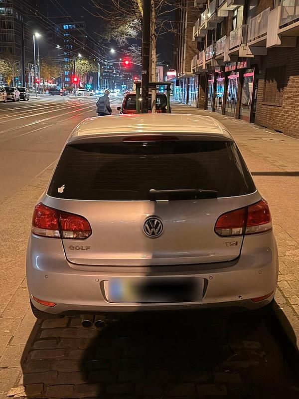 Gebraucht VW Golf VI 122 PS (89 kW) 2009 Grau Kleinwagen