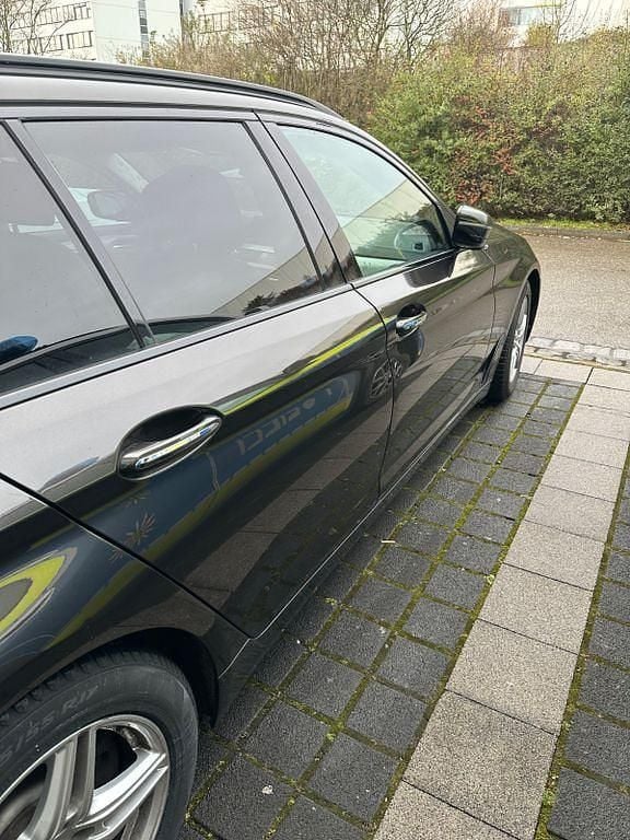 Gebraucht BMW 530 Sport Line 265 PS (194 kW) 2018 Braun Kombi